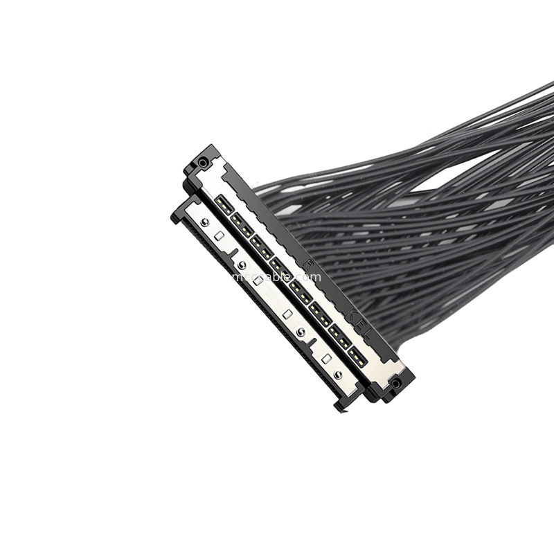 0.4 мм с мелким шагом USL20-30SS-005C - Используется в печатных платах цифровых видеокамер и камер видеонаблюдения